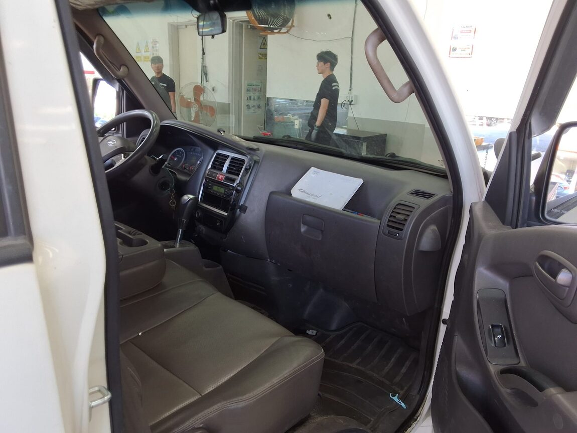 HYUNDAI PORTER II CRDi SUPER CAB EXTRA LONG WHEELBASE SUPER 2017 - zdjęcie 12