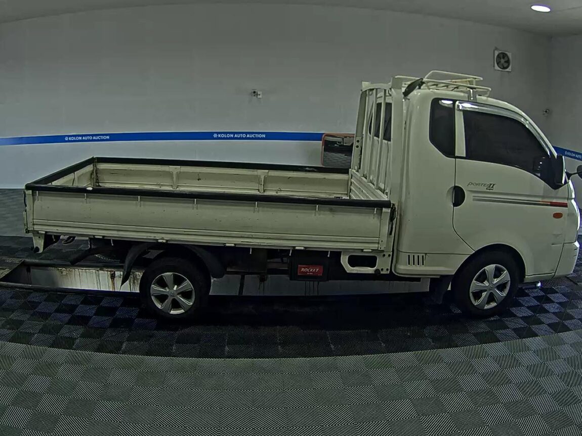 HYUNDAI PORTER II CRDi SUPER CAB EXTRA LONG WHEELBASE SUPER 2017 - zdjęcie 4