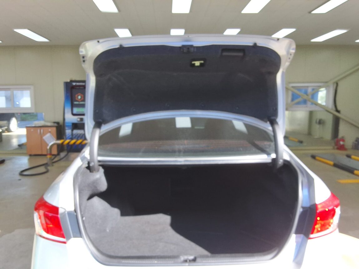 LEXUS ES (5TH GEN) 350 2010 - zdjęcie 16