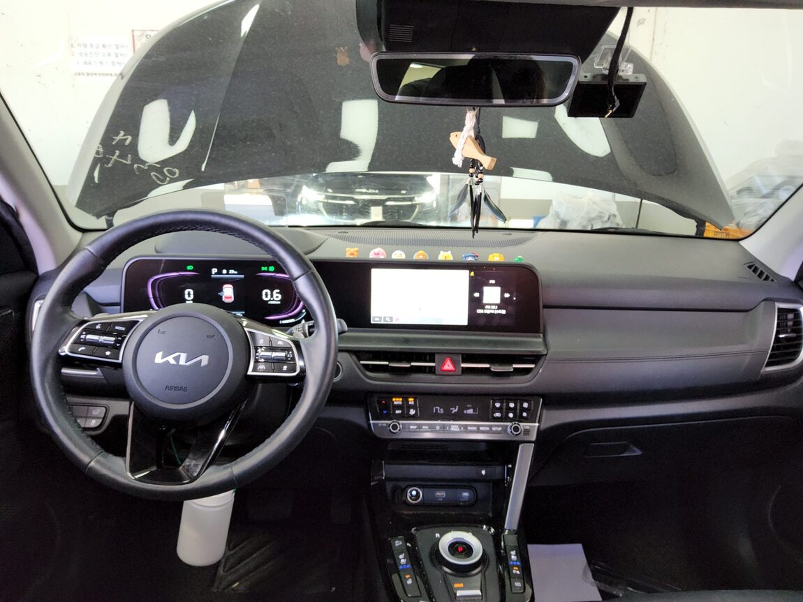 KIA THE NEW SELTOS 1.6 GASOLINE TURBO 2WD SIGNATURE 2024 - zdjęcie 11