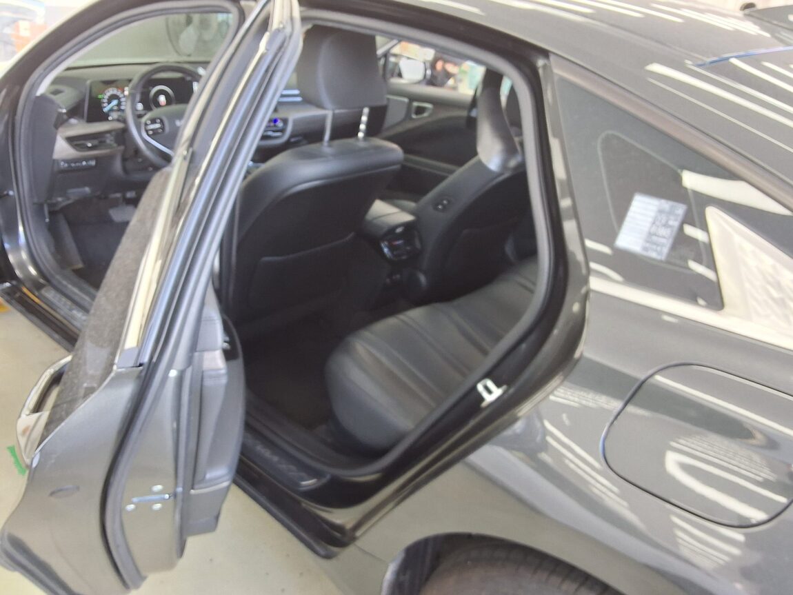 KIA K8 HYBRID HEV NOBLESSE 2022 - zdjęcie 12