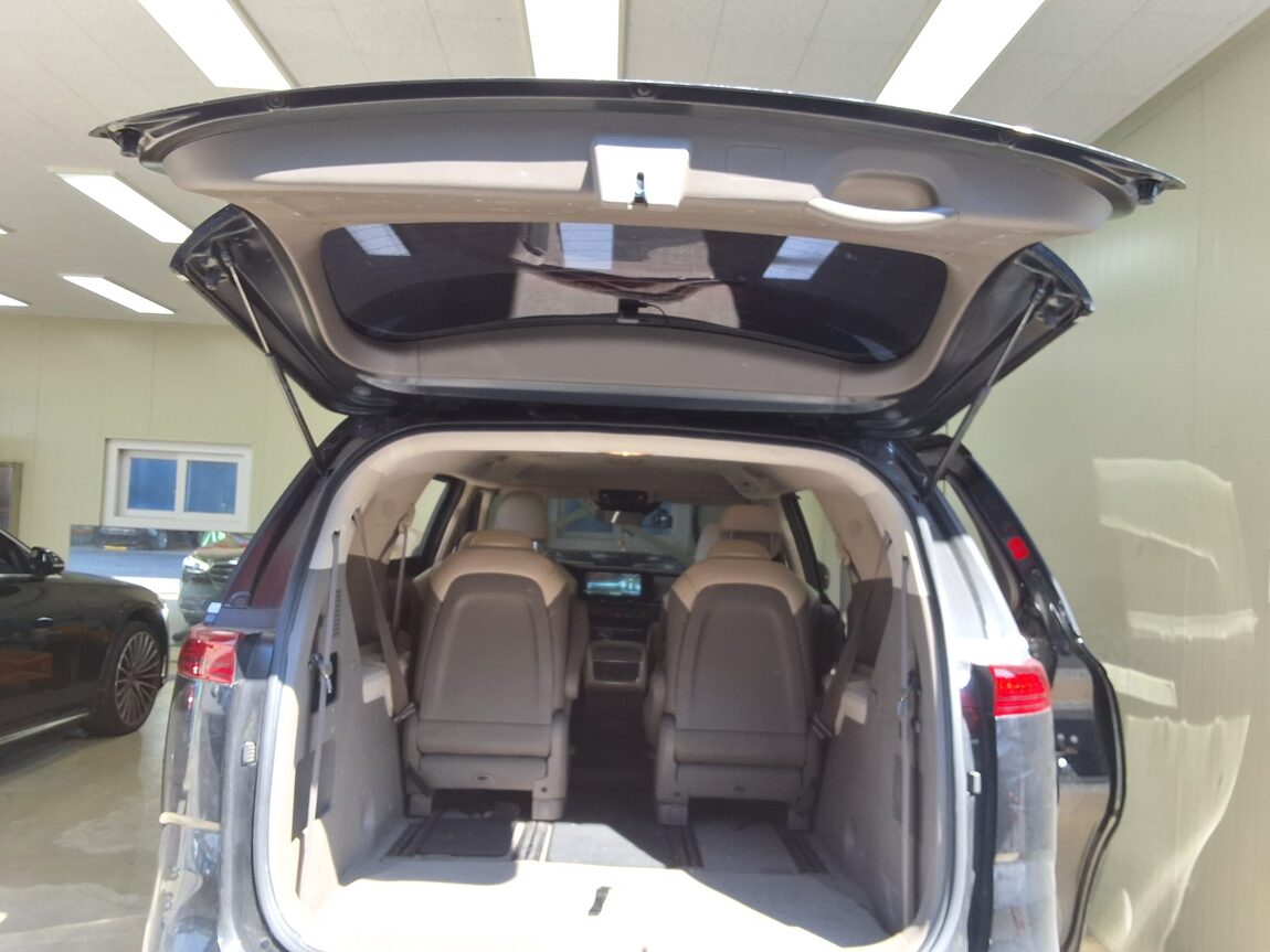 KIA NEW CARNIVAL (KA4) 9-SEATER DIESEL PRESTIGE 2022 - zdjęcie 16