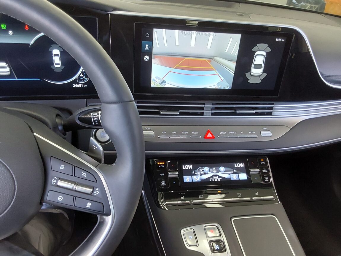 HYUNDAI THE NEW GRANDEUR IG LPi 3.0 PREMIUM 2023 - zdjęcie 17