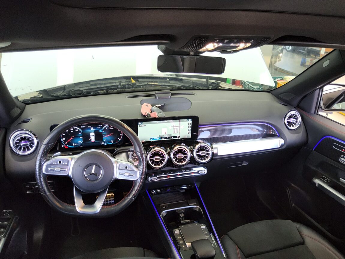 MERCEDES-BENZ GLB-CLASS GLB 250 4MATIC 7-SEATER 2021 - zdjęcie 11