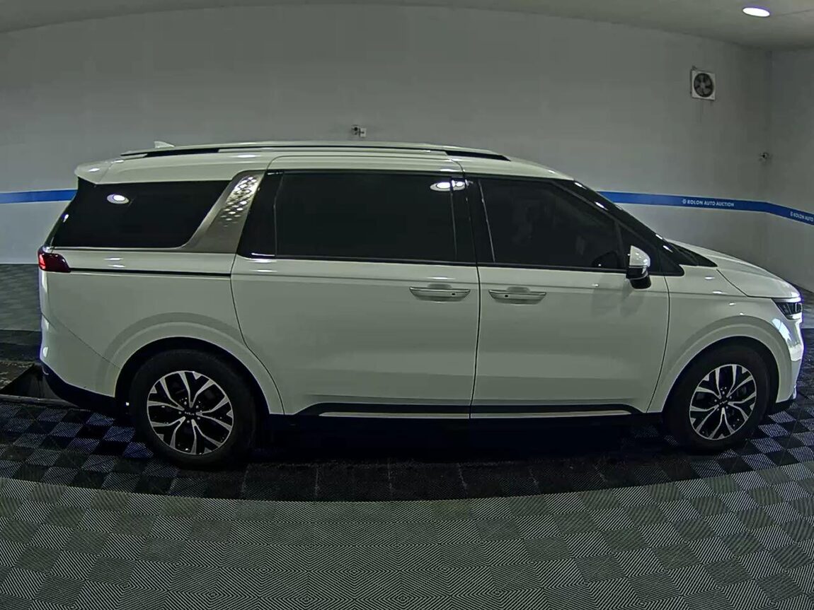 KIA NEW CARNIVAL (KA4) 9-SEATER DIESEL NOBLESSE 2023 - zdjęcie 4