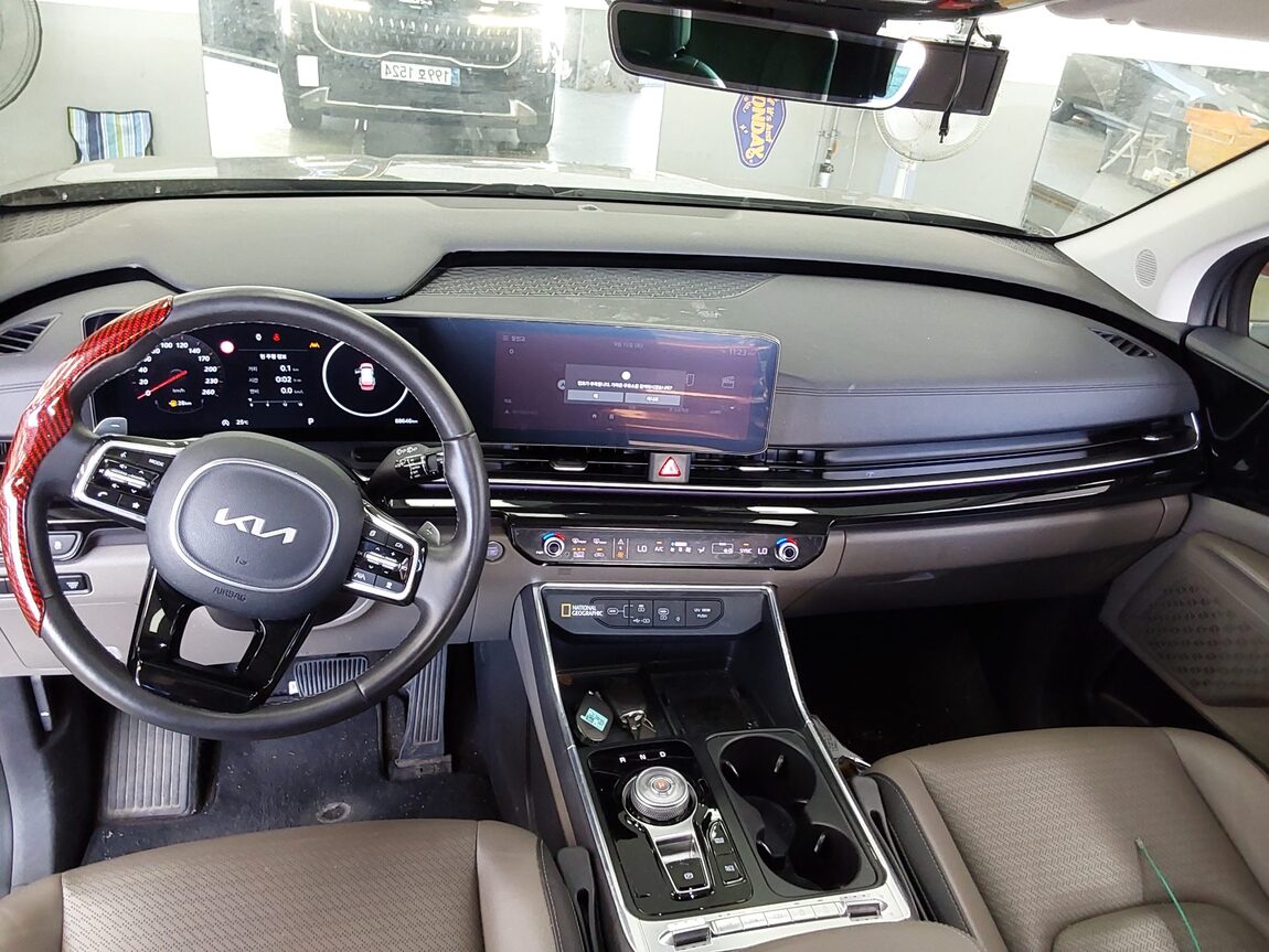 KIA THE NEW CARNIVAL (KA4) 9-SEATER DIESEL SIGNATURE 2025 - zdjęcie 11