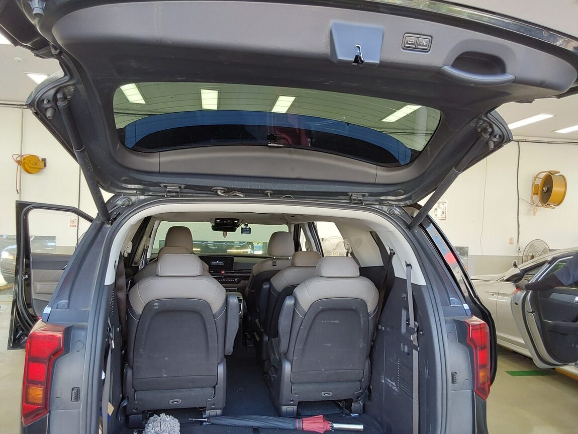 KIA THE NEW CARNIVAL (KA4) 9-SEATER DIESEL SIGNATURE 2025 - zdjęcie 15