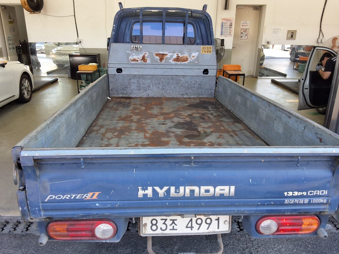 HYUNDAI PORTER II CRDi SUPER CAB EXTRA LONG WHEELBASE SUPER 2014 - zdjęcie 13