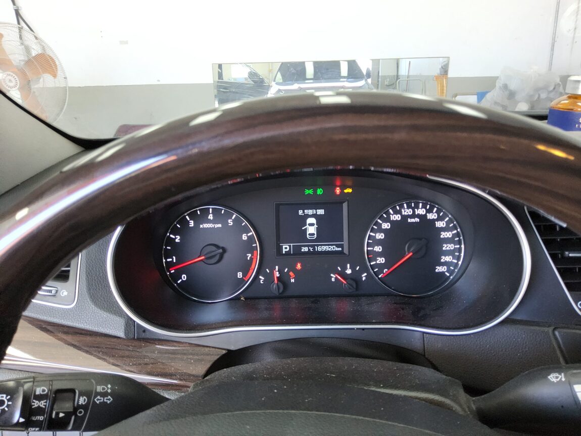 KIA THE NEW K7 2.4 GDI PRESTIGE 2015 - zdjęcie 9