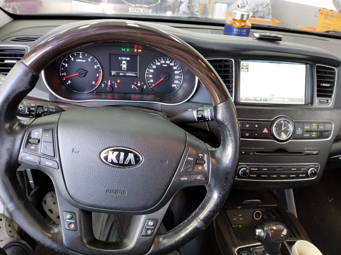 KIA THE NEW K7 2.4 GDI PRESTIGE 2015 - zdjęcie 17