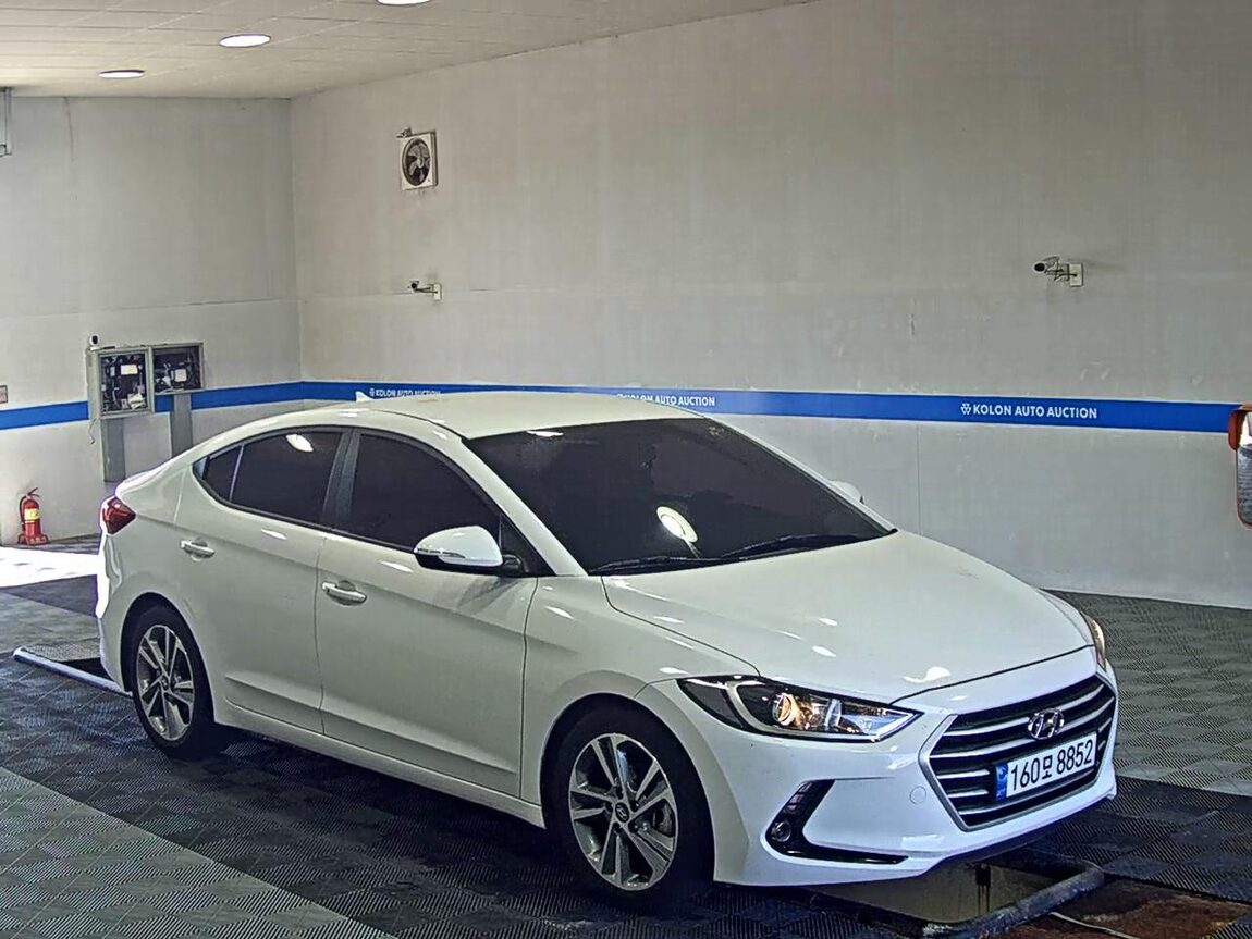 HYUNDAI AVANTE AD 1.6 GDi VALUE PLUS 2017 - zdjęcie 3