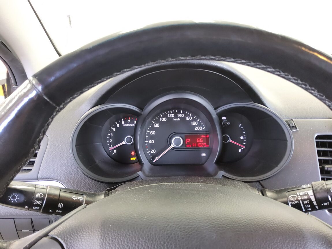 KIA ALL NEW MORNING GASOLINE DELUXE 2013 - zdjęcie 9
