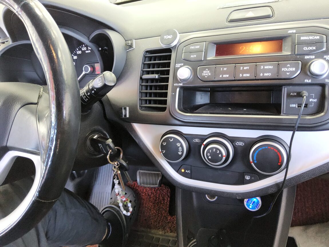 KIA ALL NEW MORNING GASOLINE DELUXE 2013 - zdjęcie 18