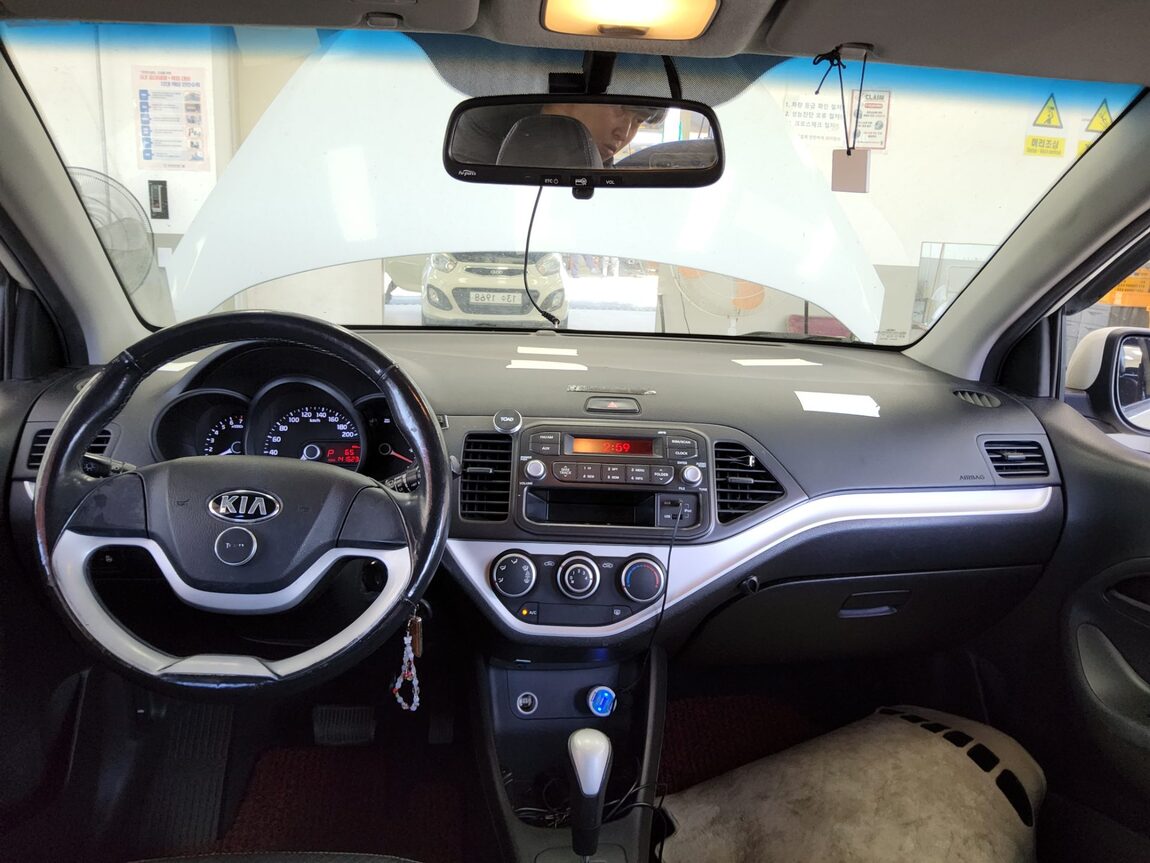 KIA ALL NEW MORNING GASOLINE DELUXE 2013 - zdjęcie 11