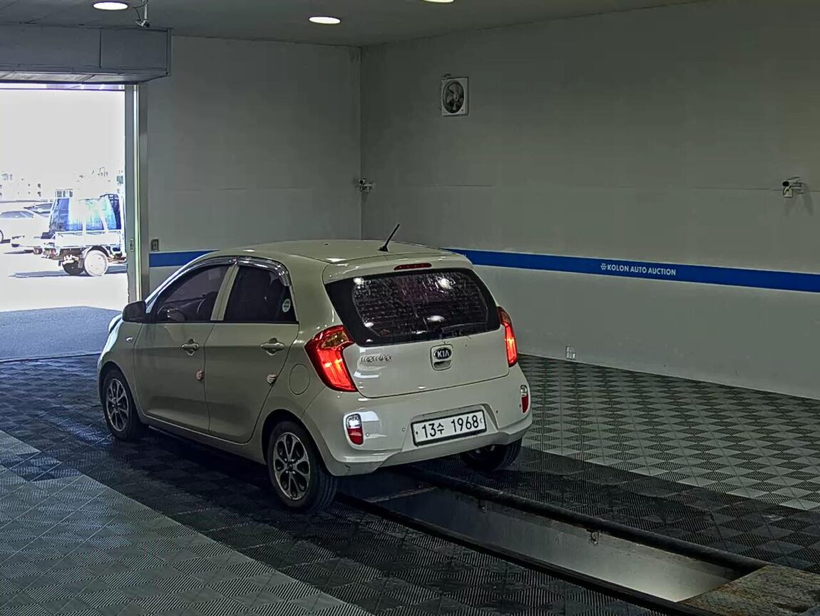 KIA ALL NEW MORNING GASOLINE DELUXE 2013 - zdjęcie 6