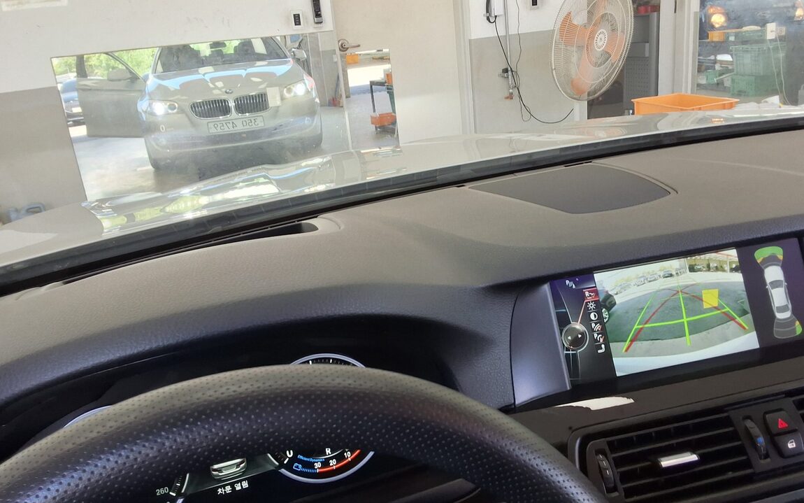 BMW 5 SERIES (6TH GEN) 520d 2013 - zdjęcie 19
