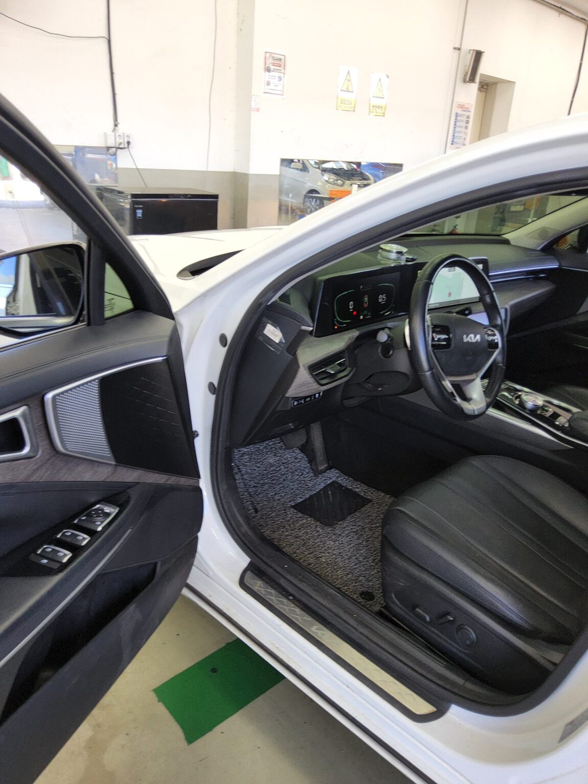 KIA K8 3.5 LPi RENTAL CAR STANDARD 2022 - zdjęcie 10