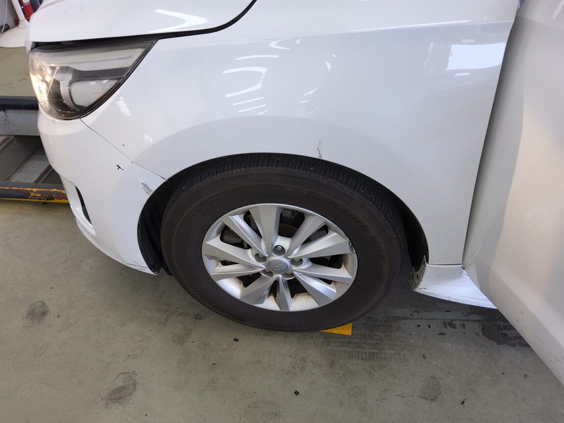 KIA ALL NEW CARNIVAL 11-SEATER DIESEL DELUXE 2016 - zdjęcie 19