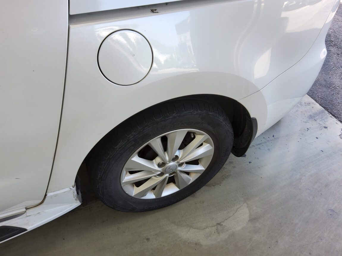 KIA ALL NEW CARNIVAL 11-SEATER DIESEL DELUXE 2016 - zdjęcie 20