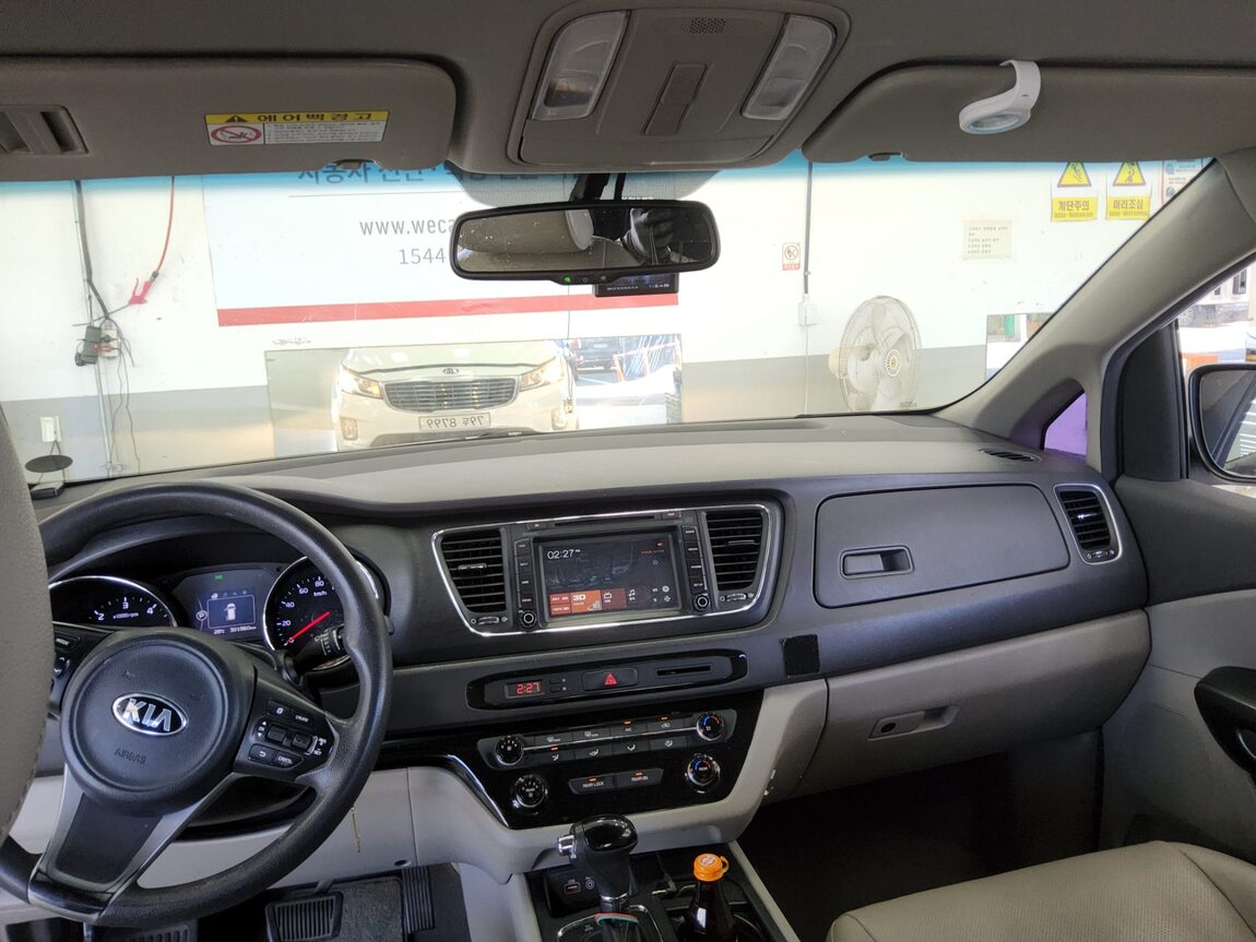 KIA ALL NEW CARNIVAL 11-SEATER DIESEL DELUXE 2016 - zdjęcie 11