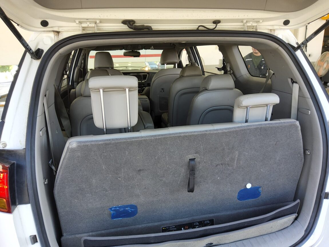 KIA ALL NEW CARNIVAL 11-SEATER DIESEL DELUXE 2016 - zdjęcie 15