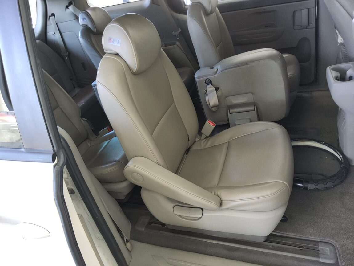 KIA ALL NEW CARNIVAL 11-SEATER DIESEL DELUXE 2016 - zdjęcie 13