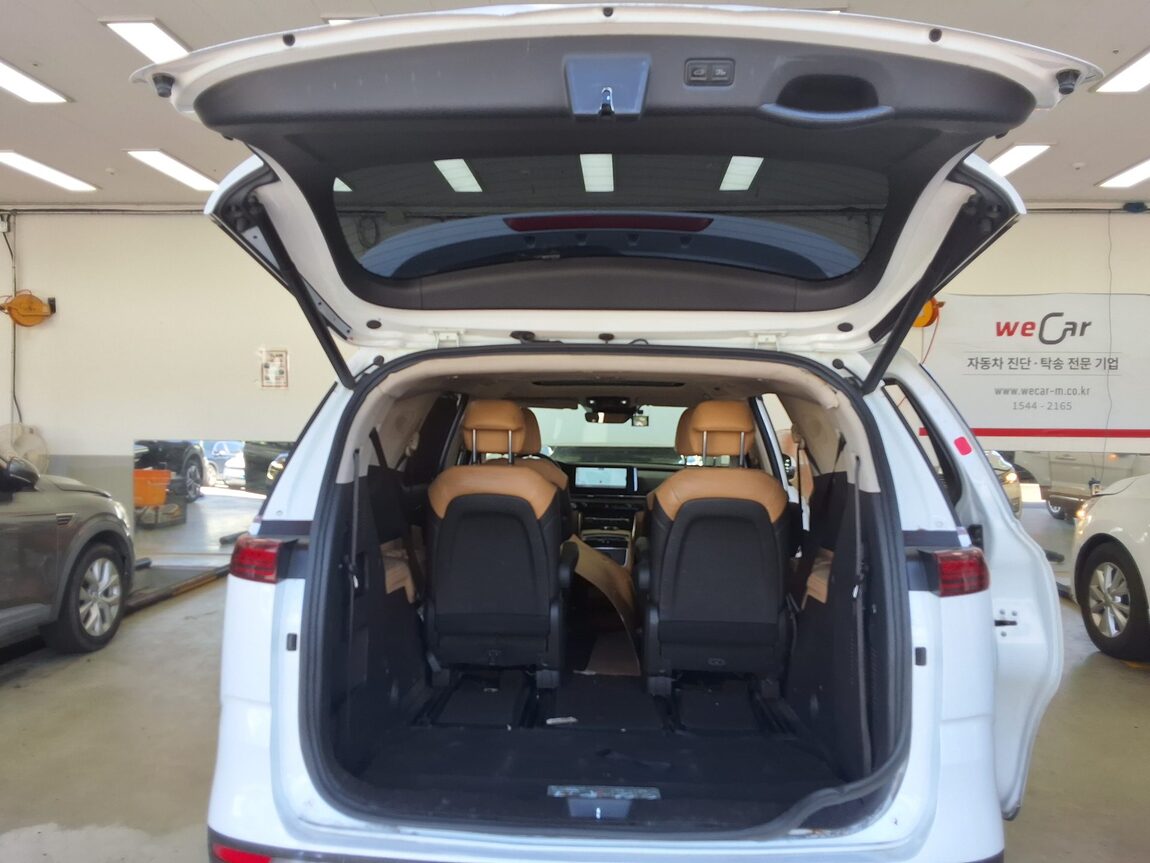 KIA NEW CARNIVAL (KA4) 9-SEATER DIESEL NOBLESSE 2023 - zdjęcie 16