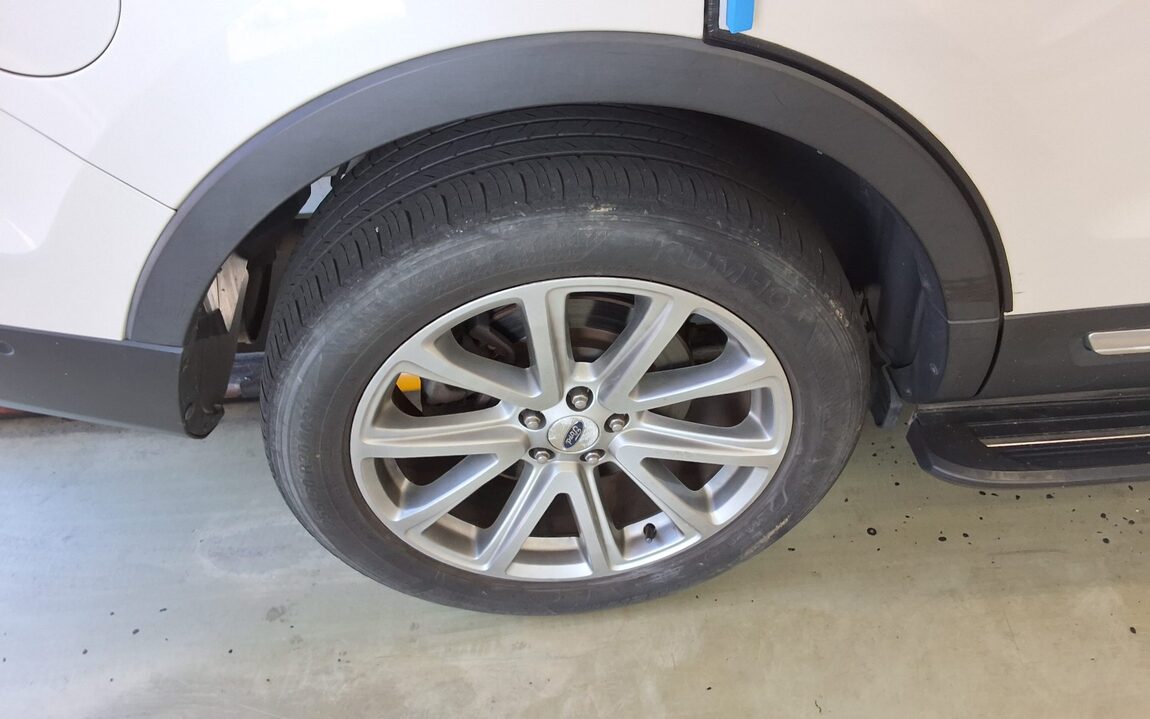 FORD EXPLORER (5TH GEN) 2.3 AWD LIMITED 2017 - zdjęcie 27