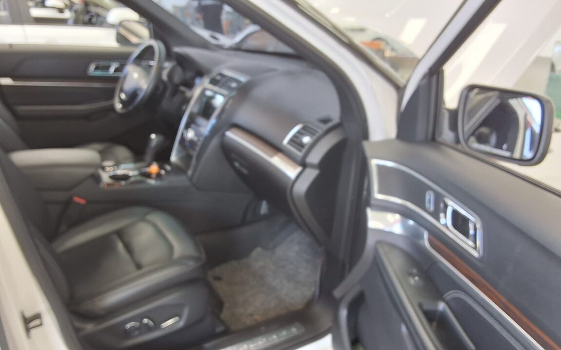 FORD EXPLORER (5TH GEN) 2.3 AWD LIMITED 2017 - zdjęcie 14