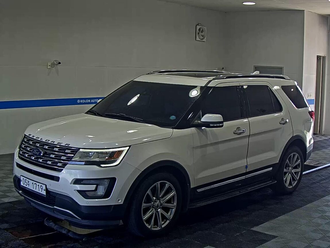 FORD EXPLORER (5TH GEN) 2.3 AWD LIMITED 2017 - zdjęcie 2