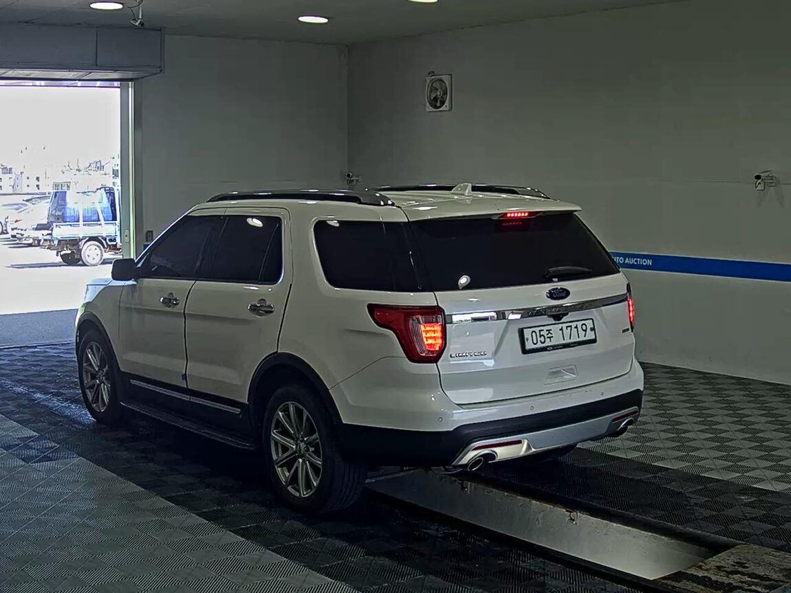 FORD EXPLORER (5TH GEN) 2.3 AWD LIMITED 2017 - zdjęcie 6