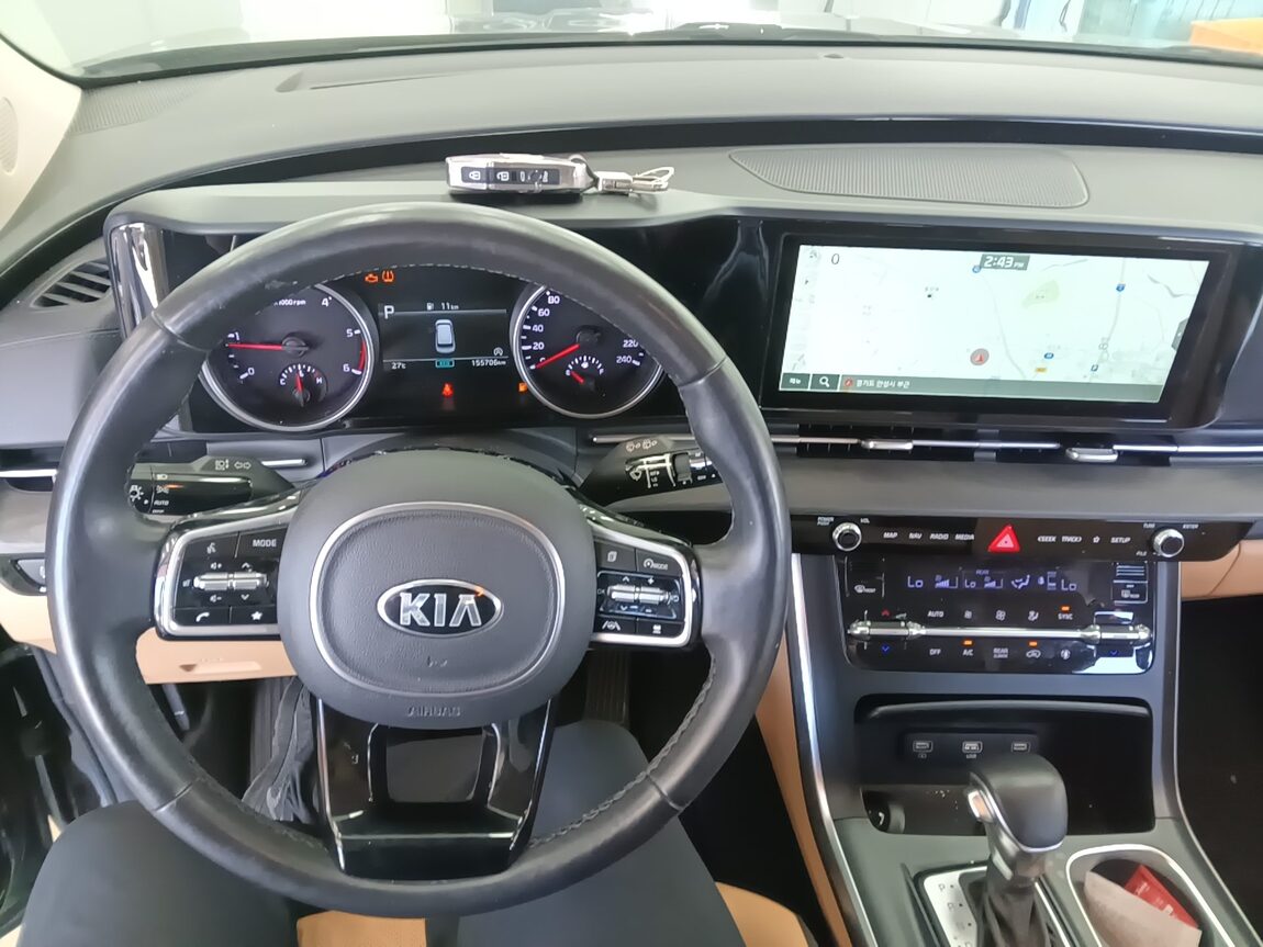 KIA NEW CARNIVAL (KA4) 9-SEATER DIESEL PRESTIGE 2021 - zdjęcie 17
