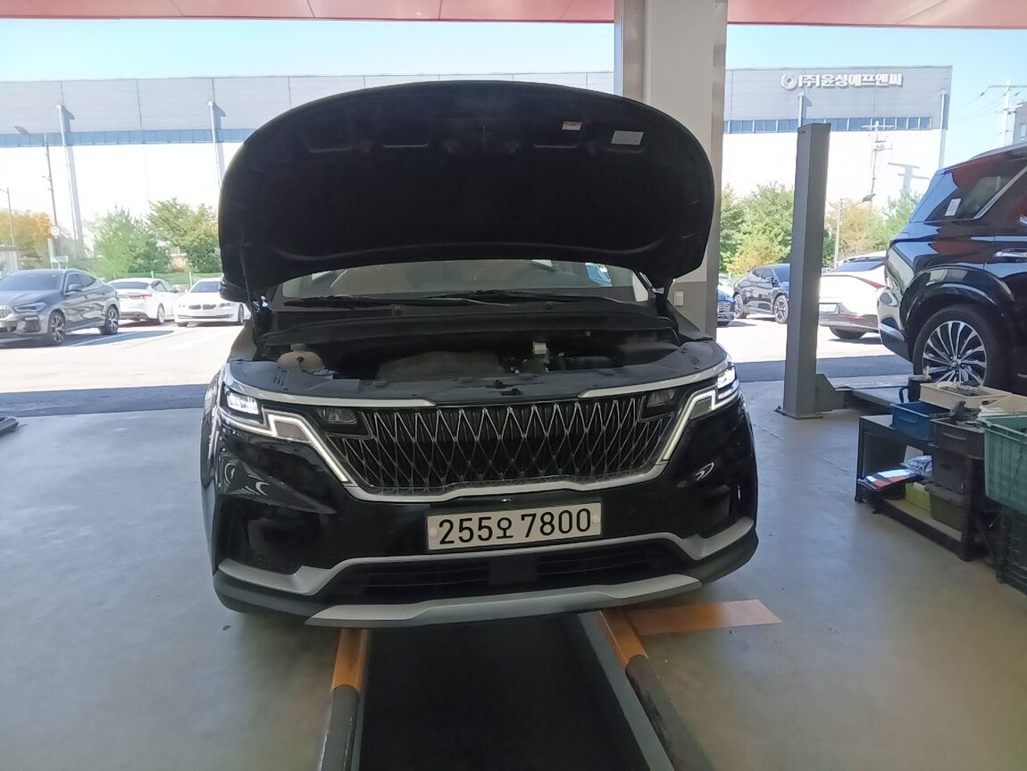 KIA NEW CARNIVAL (KA4) 9-SEATER DIESEL PRESTIGE 2021 - zdjęcie 21