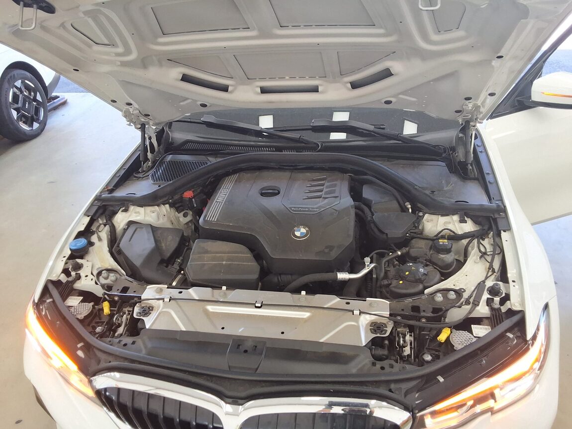 BMW 3 SERIES (7TH GEN) 320i M SPORT PERFORMANCE PACK 2022 - zdjęcie 23