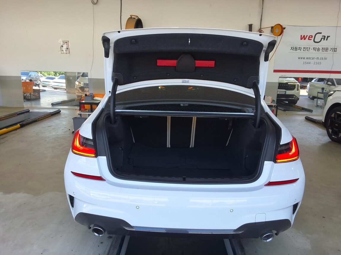 BMW 3 SERIES (7TH GEN) 320i M SPORT PERFORMANCE PACK 2022 - zdjęcie 16