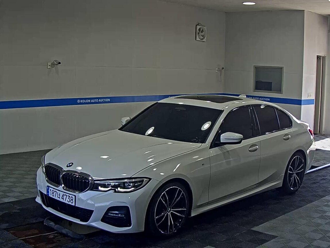 BMW 3 SERIES (7TH GEN) 320i M SPORT PERFORMANCE PACK 2022 - zdjęcie 2
