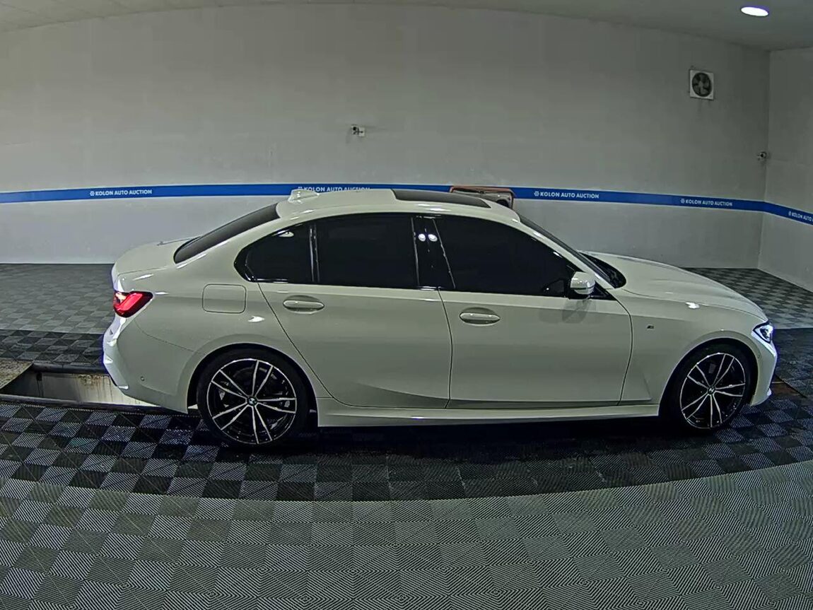 BMW 3 SERIES (7TH GEN) 320i M SPORT PERFORMANCE PACK 2022 - zdjęcie 4