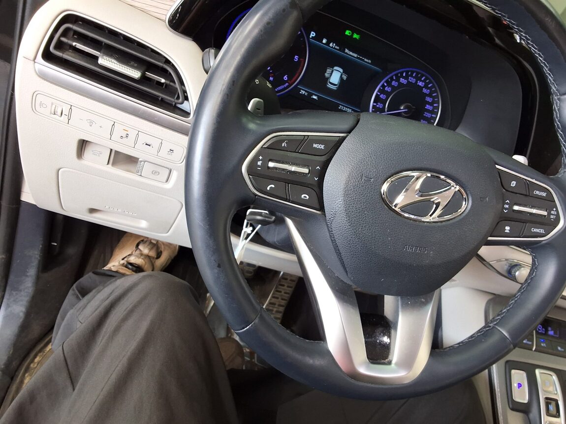 HYUNDAI PALISADE 2.2 DIESEL AWD PRESTIGE 2019 - zdjęcie 23