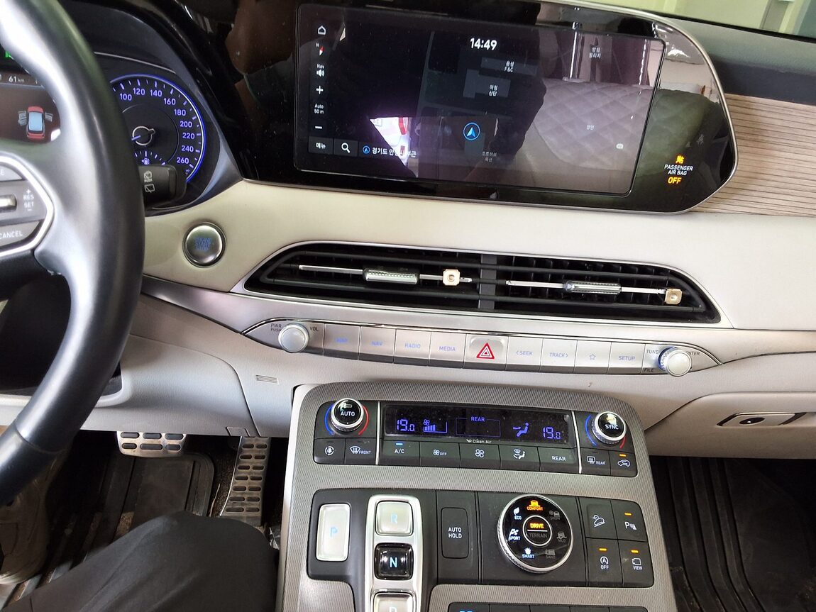 HYUNDAI PALISADE 2.2 DIESEL AWD PRESTIGE 2019 - zdjęcie 24