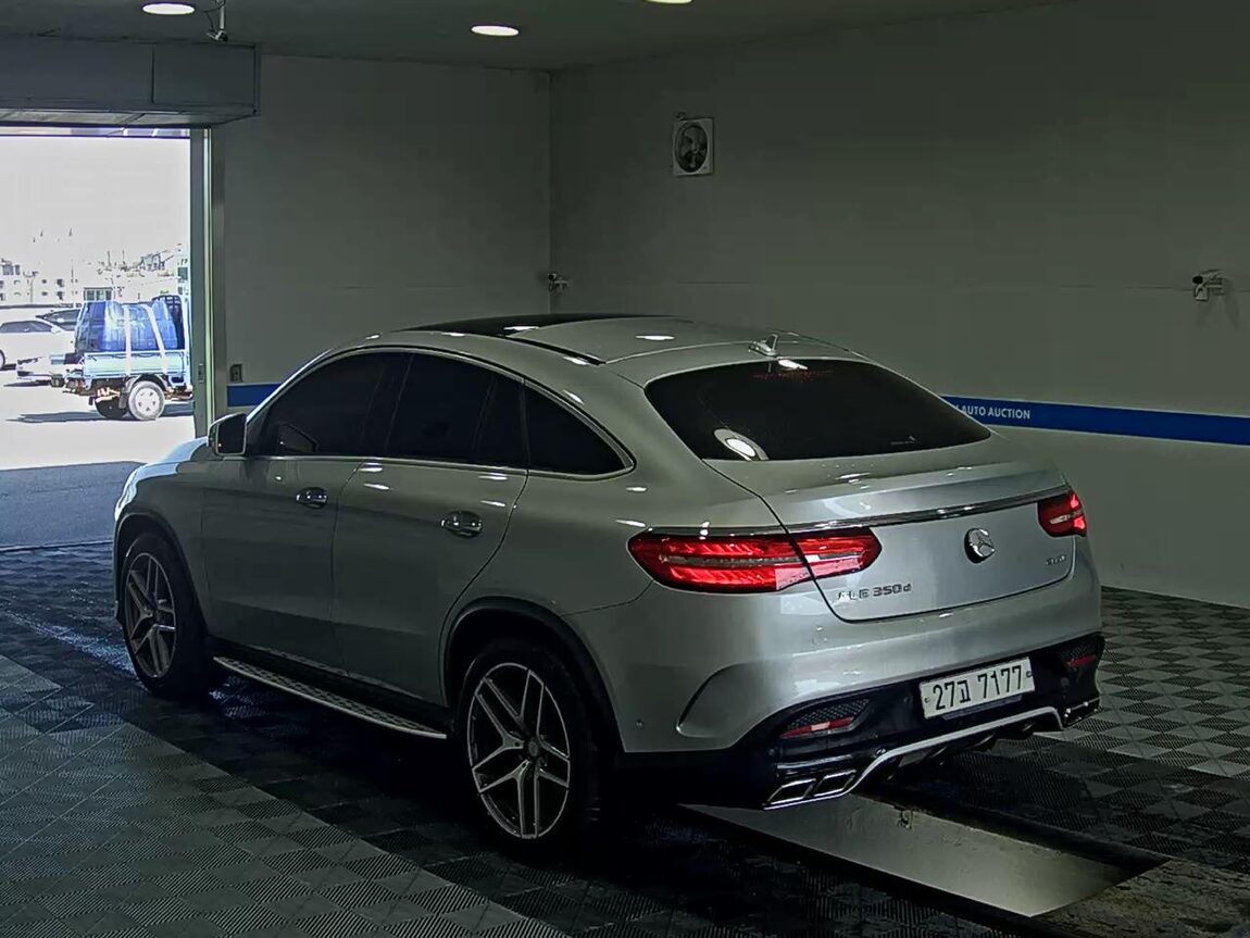 MERCEDES-BENZ GLE-CLASS (3RD GEN) GLE 350D 4MATIC COUPE 2017 - zdjęcie 6