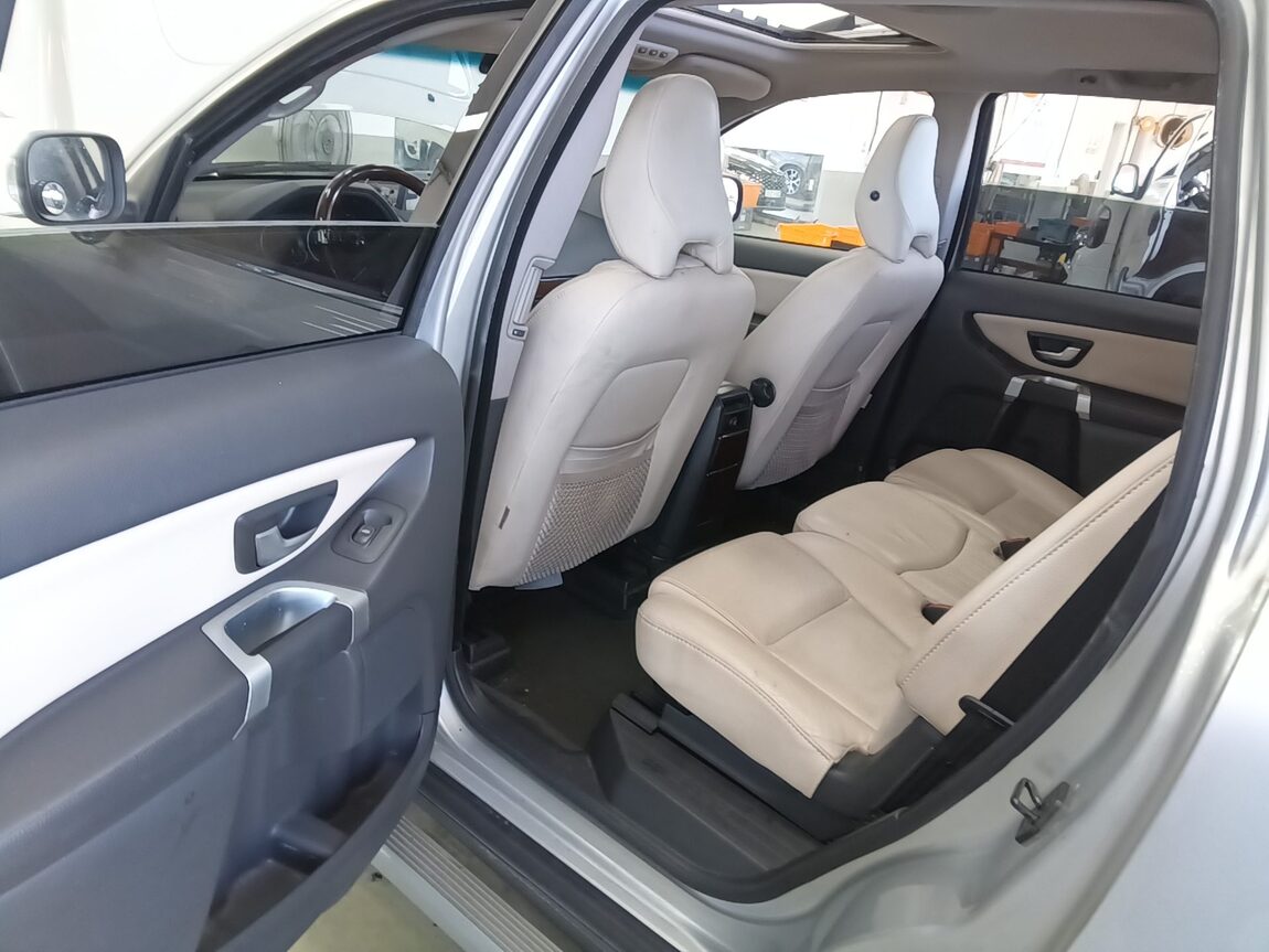 VOLVO XC90 (1ST GEN) D5 2011 - zdjęcie 12