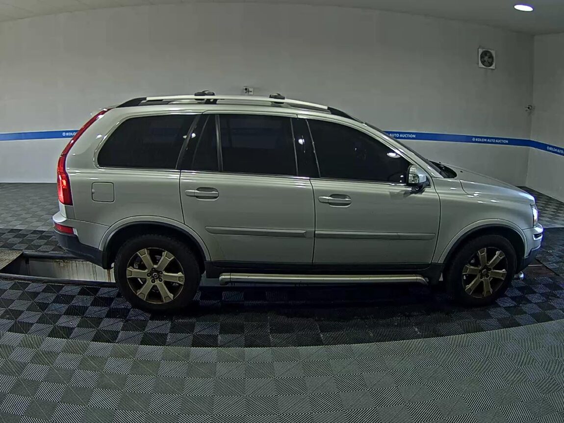 VOLVO XC90 (1ST GEN) D5 2011 - zdjęcie 4