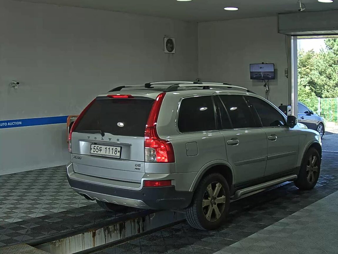 VOLVO XC90 (1ST GEN) D5 2011 - zdjęcie 5