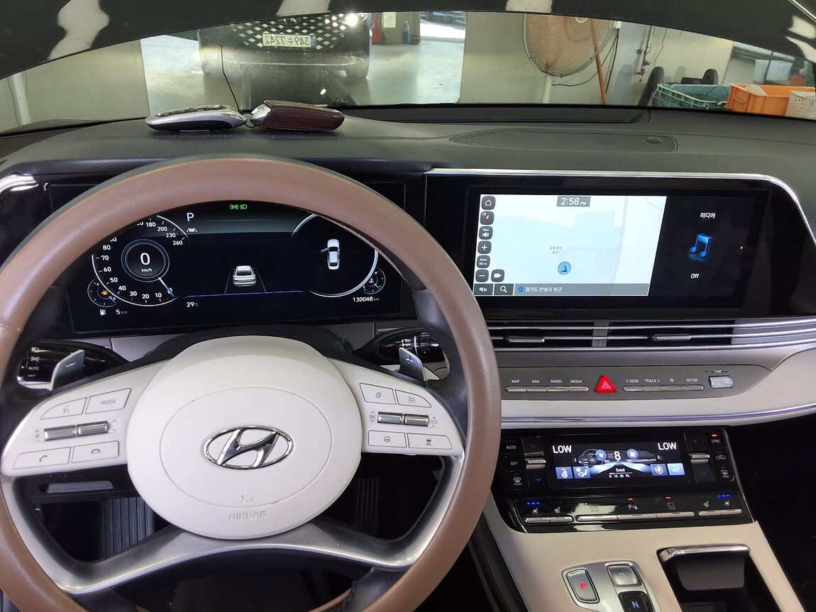 HYUNDAI THE NEW GRANDEUR IG GASOLINE 2.5 LE BLANC 2023 - zdjęcie 18