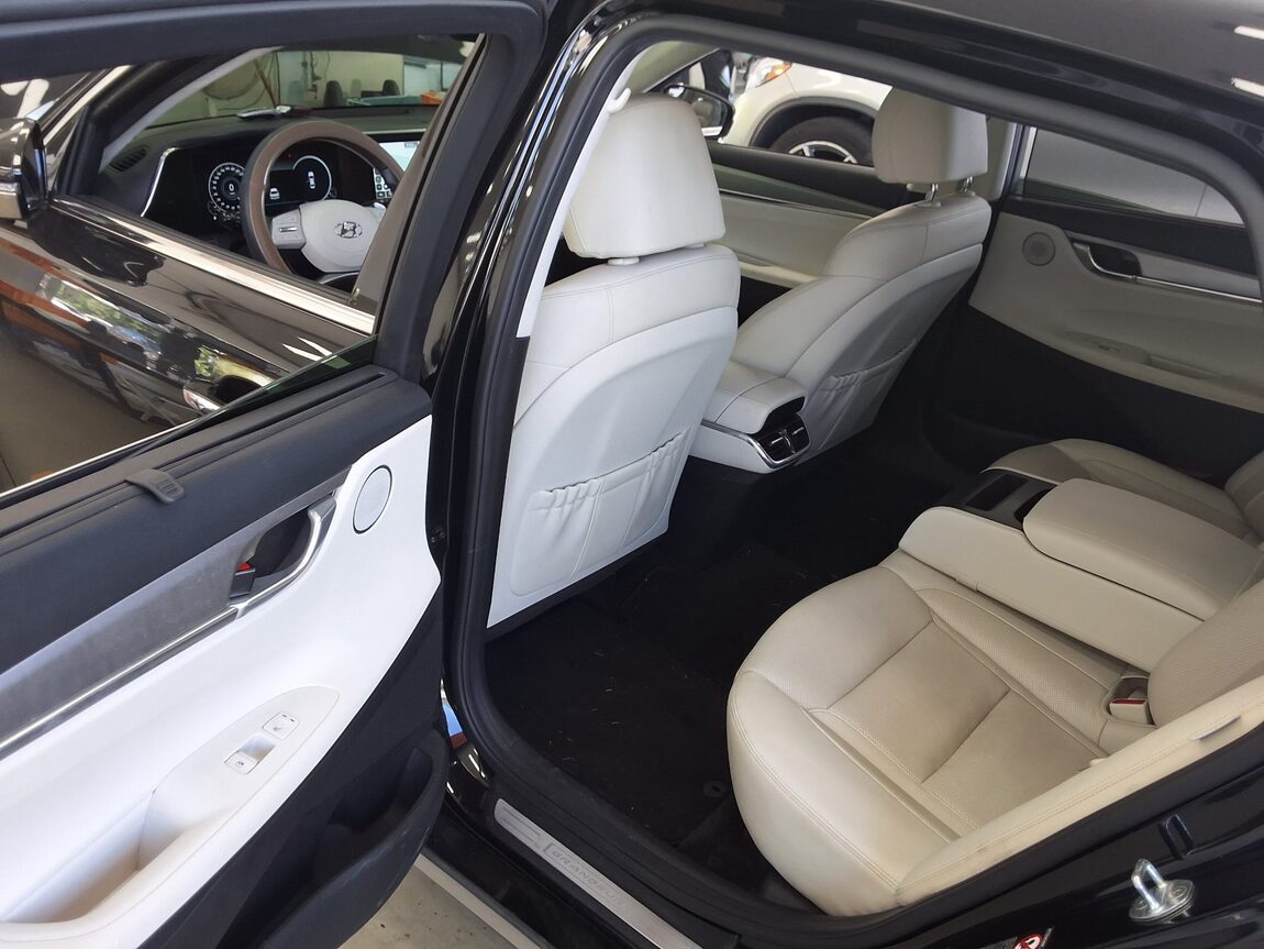 HYUNDAI THE NEW GRANDEUR IG GASOLINE 2.5 LE BLANC 2023 - zdjęcie 13