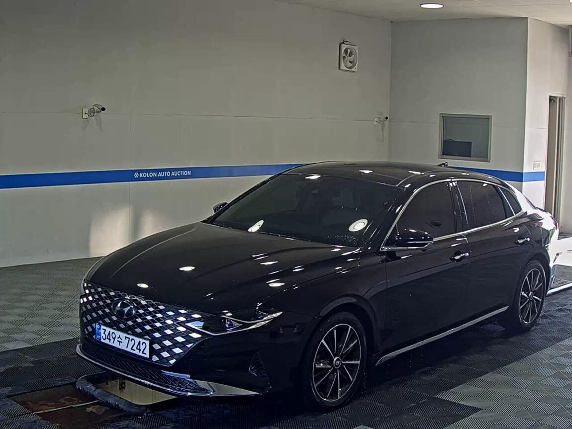 HYUNDAI THE NEW GRANDEUR IG GASOLINE 2.5 LE BLANC 2023 - zdjęcie 2