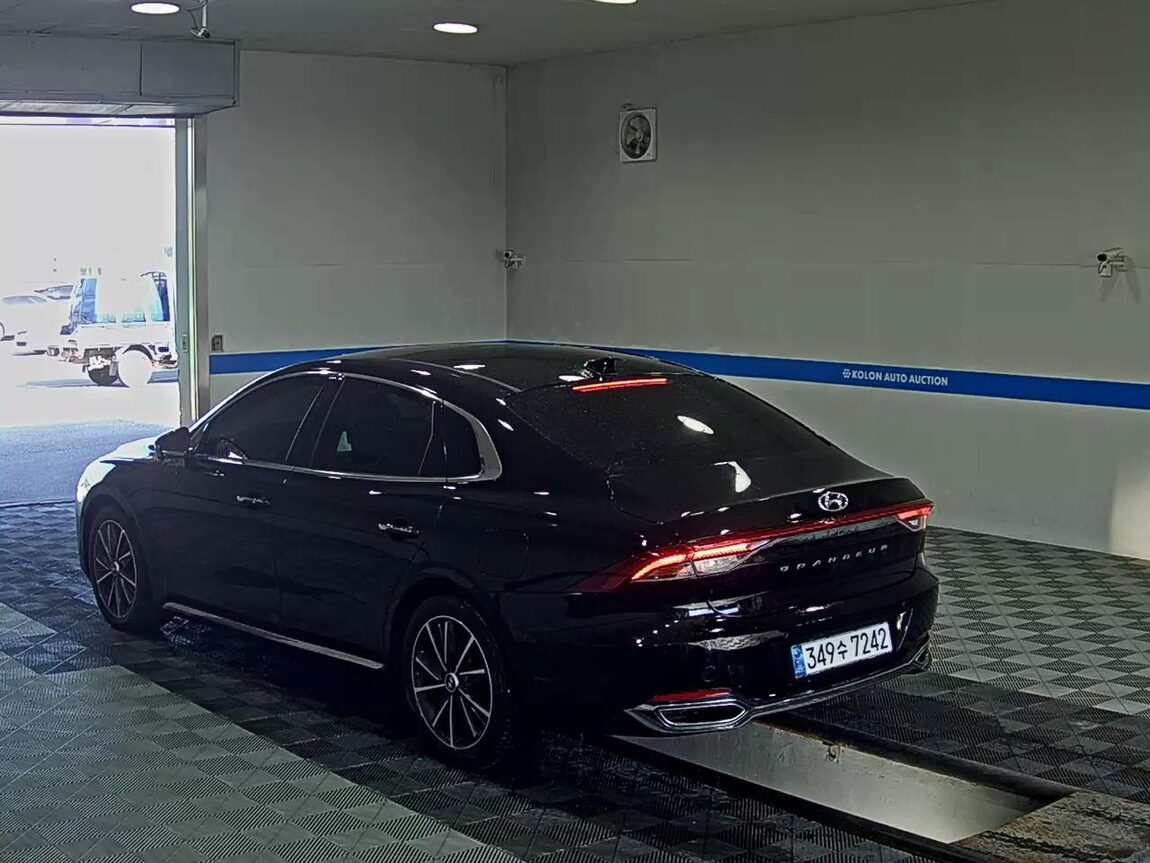 HYUNDAI THE NEW GRANDEUR IG GASOLINE 2.5 LE BLANC 2023 - zdjęcie 6
