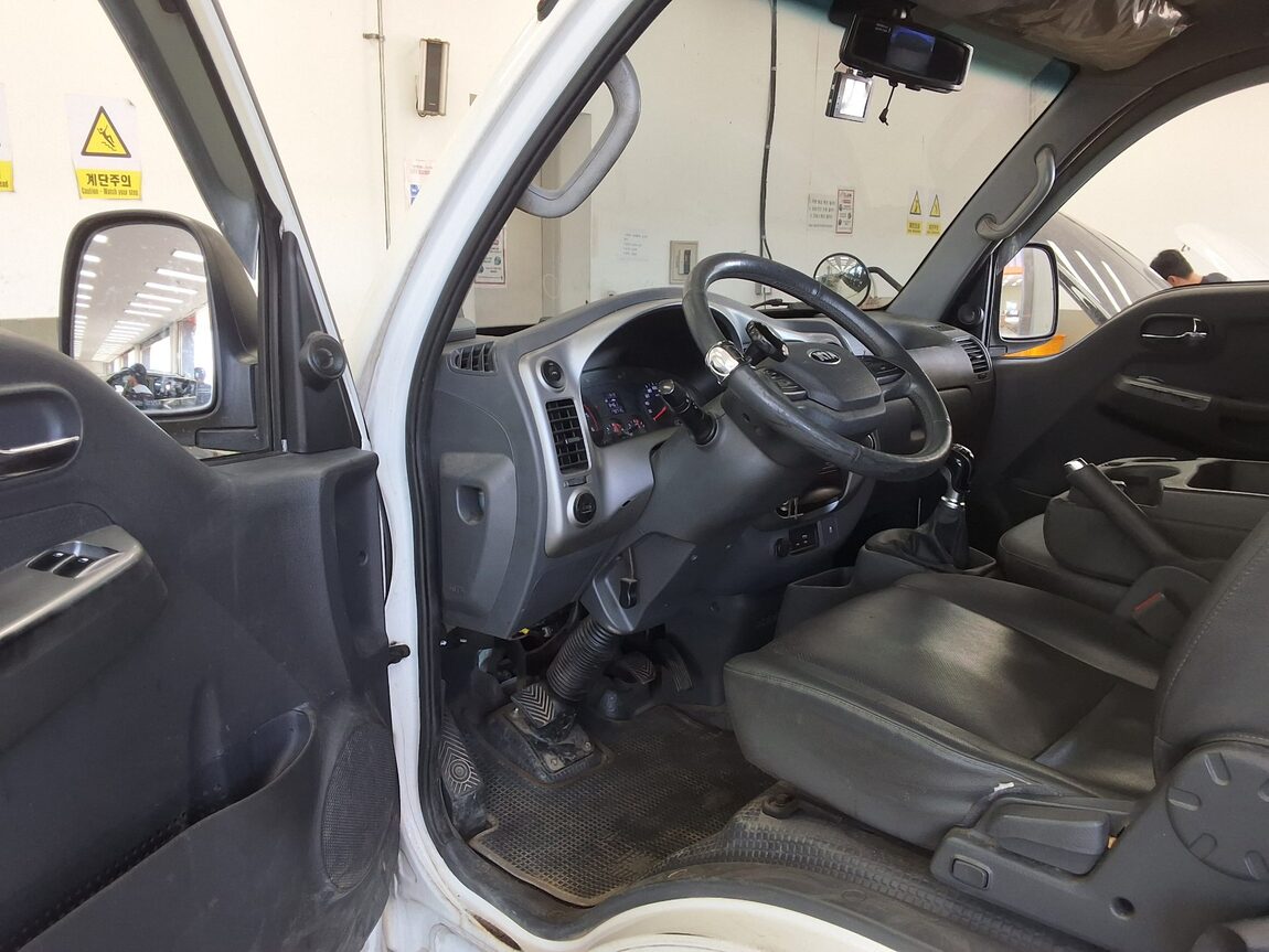 KIA BONGO III CARGO WING BODY 1.2 TON 2019 - zdjęcie 10