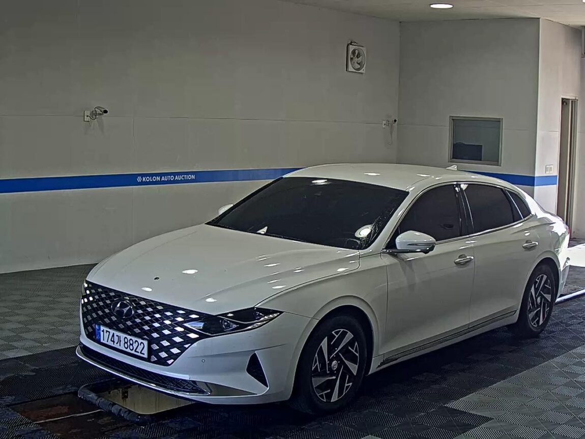 HYUNDAI THE NEW GRANDEUR IG HYBRID 2.4 HEV LE BLANC 2022 - zdjęcie 2