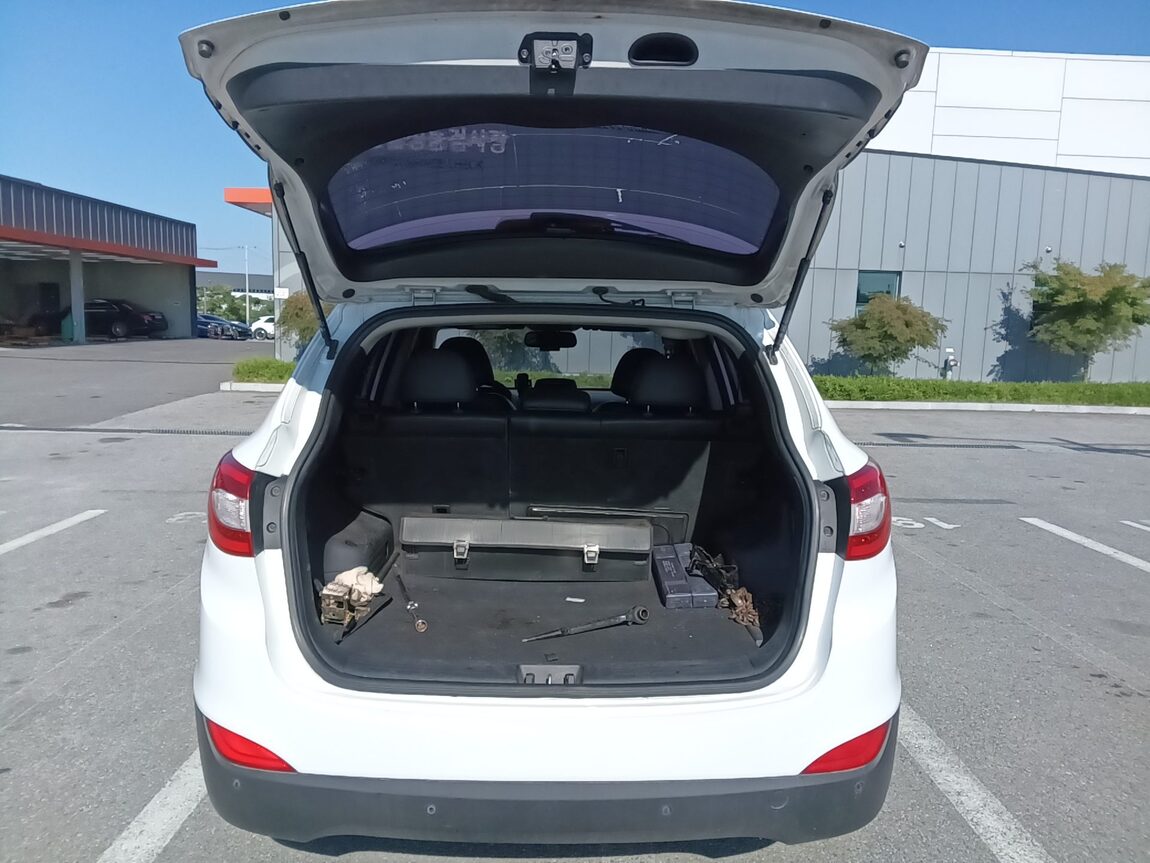 HYUNDAI NEW TUCSON ix DIESEL R2.0 2WD SMART SPECIAL 2014 - zdjęcie 15